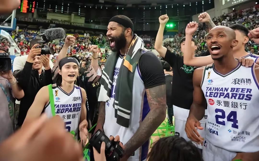 巴黎统治力再次显现,横扫对手取得胜利的原因